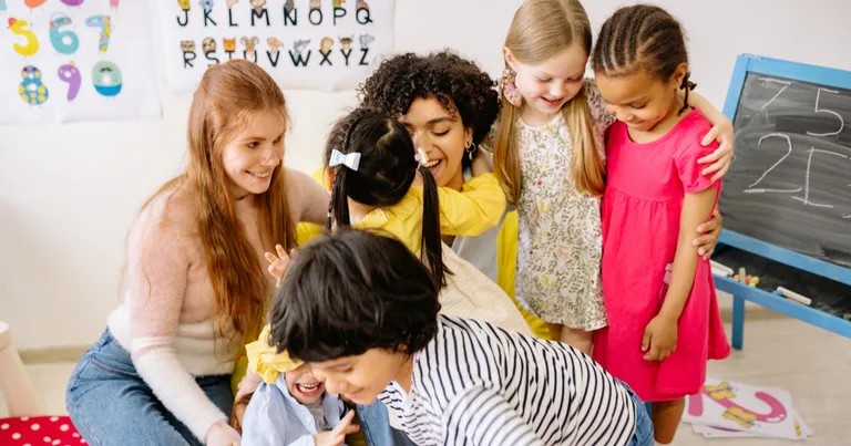 Social Skills Groups for Kids and Teens: What Parents Should Expect